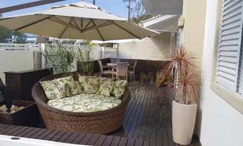 Imagem 6: Belíssima CASA DE 3 DORMITÓRIOS COM PISCINA SPA, À 400 METROS DA PRAIA DE BOMBAS, sendo