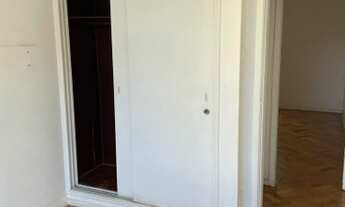 Imagem 2: Apartamento para venda possui 98 metros quadrados com 3 quartos em Copacabana - Rio de Jan