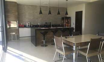 Imagem 2: Casa de condomínio