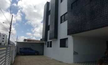 Imagem: Repasse de um apartamento térreo com área