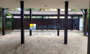 Imagem 2: Casa fora de condomínio a 150 metros da praia em Maresias