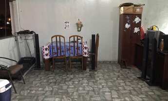 Imagem 2: Maravilhosa casa com 2 quartos, terraço em Bento Ribeiro - Rio de Janeiro - RJ