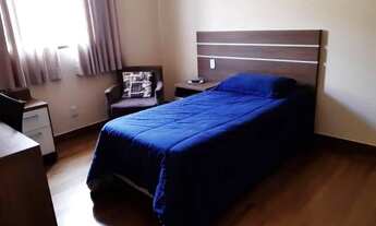 Imagem 4: Casa de 3 quartos, 2 vagas na garagem