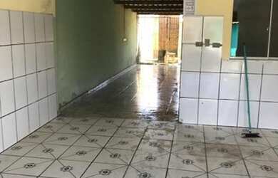 Imagem 2: Casa 2/4 - Colina Azul II