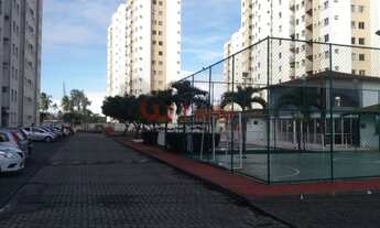 Imagem: Vende-se Apartamento 2/4 cond. Fechado em