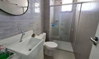 Imagem 3: Maximus de frente finamente montado e decorado