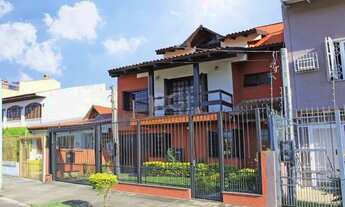 Imagem: Casa para Venda - 300m², 4 dormitórios