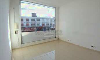 Imagem 2: Sobrado Comercial para Locação em Santo André, Vila Gilda, 2 dormitórios, 2 banheiros