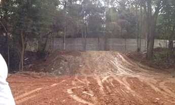 Imagem 2: Terreno Granja Viana 1410m2