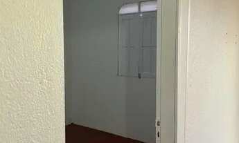 Imagem 4: Alugo Apartamento com 2 dormitórios