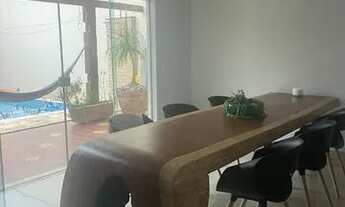 Imagem 3: Lindo sobrado de frente para o lago. Condomínio Village Saint Claire