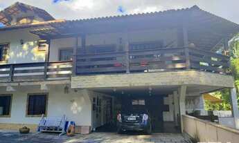 Imagem 2: Casa para Venda em Teresópolis, Cascata do Imbuí, 4 dormitórios, 3 suítes, 2 banheiros, 4