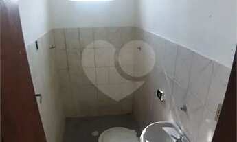 Imagem 3: Sobrado com 03 dorms., 01 suíte, 03 vagas, lavabo, 02 banheiros e dependência de empregada