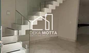 Imagem 2: Sobrado para Venda em Uberlândia, Grand Ville, 3 dormitórios, 1 suíte, 1 banheiro, 3 vagas