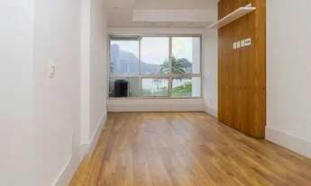 Imagem 7: Apartamento Reformado ! Vista Lagoa ! Impecável ,pronto morar próximo ao Clube Caiçaras