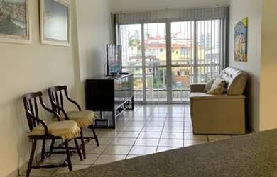 Imagem 3: Temporada Excelente Apartamento 3 Quartos com Suíte com Saída para o Mar no Centro