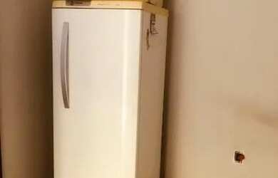 Imagem 3: 2 peças mobiliada estilo kitnet atras terra nova cuiabá