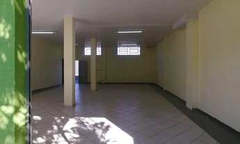 Imagem 3: EXCELENTE SOBRADO COM SALÃO AMPLO NO TÉRREO EM ÓTIMA LOCALIZAÇÃO!