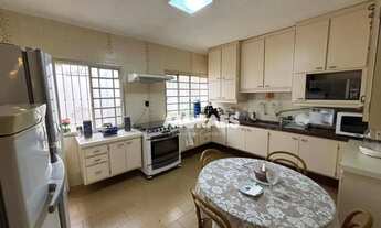 Imagem 7: Casa com 3 quartos à venda, 581 m² por R$ 1.800.000 - Jardim Estoril IV - Bauru/SP