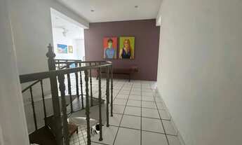 Imagem 6: Imóvel para venda possui 249 metros quadrados com 5 quartos em Graças - Recife - PE