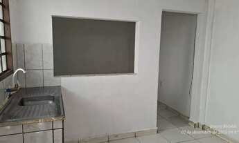 Imagem 2: Casa De Fundo Sem Garagem Com Quintal ( Moto