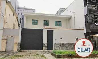 Imagem 2: Imobiliária Cilar Aluga Casa 5 Salas no Centro com 220m², Ref. 06689.002-CILAR