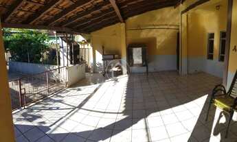 Imagem 2: 5 DORMITÓRIOS E MAIS SALÃO COMERCIAL