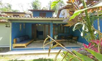 Imagem: Sobrado em condominio com piscina, em área