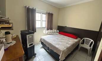 Imagem 3: Casa residencial disponível para venda no bairro Roosevelt em Uberlândia-MG