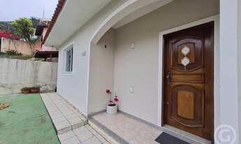 Imagem 7: Kitnet mobiliada no bairro Trindade: local perfeito para uma vida prática