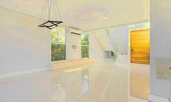 Imagem 5: Imóvel para aluguel possui 309 metros quadrados com 4 quartos