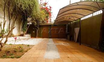 Imagem 2: Casa à venda com 150m², 3 quartos, sendo uma suíte e um com sacada, 3 vagas de garagem