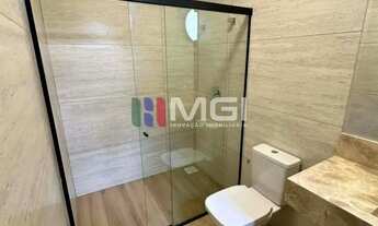 Imagem 3: Casa térrea no Portal do Sol Green, lotes da COroa, 4 suítes amplas, projeto diferenciado