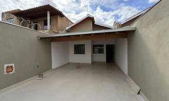 Imagem 2: Casa para Venda em Montes Claros, Independência, 3 dormitórios, 1 suíte, 2 banheiros, 2 va