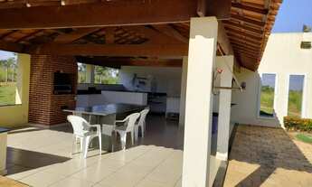 Imagem 3: Casa de campo as margens da represa de três marias em Abaeté