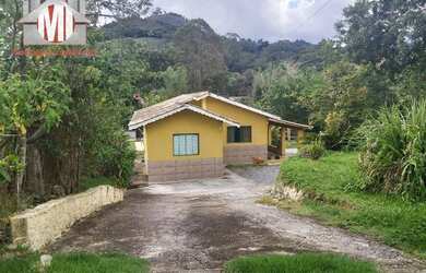 Imagem 3: Chácara rica em água com 2 lagos, pomar, pertinho da cidade, casa com 03 dormitórios à ven