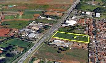 Imagem: Área Comercial de 23.723,00 m2 ás margens