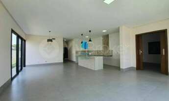 Imagem 6: Casa em Condomínio Portal do Sol Green,250,00 m², 3 suítes, Portal do Sol Green - Goiânia