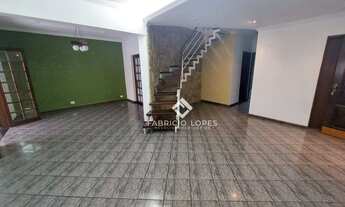 Imagem 3: Casa com 5 dormitórios para alugar, 354 m² por R$ 4.200/mês - Cidade Jardim - Jacareí/SP