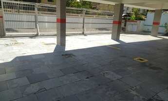 Imagem 2: Apartamento 70m² com 2 quartos 1 vaga, 2 sacadas Frente Rua,1°andar Caiçara, 200 mil