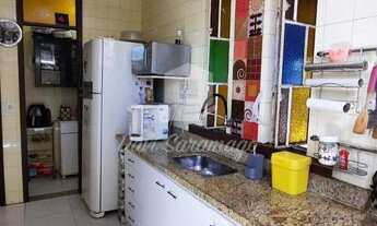 Imagem 7: Ampla casa com 3 quartos, sendo 1 suíte com piso em Porcelanato, churrasqueira e muito mai