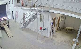 Imagem 4: Galpão, 700 m2, com mezanino, estr. metálica, loja e escritórios, próximo ao largo de Benf