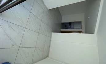 Imagem 2: TRIPLEX COM ÁREA NA COBERTURA- ÓTIMA LOCALIZAÇÃO, NOVOS- 3 qts e 3 banheiros