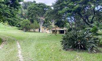 Imagem 2: Casa para venda tem 2500 metros quadrados com 3 quartos em Pedro do Rio - Petrópolis - RJ