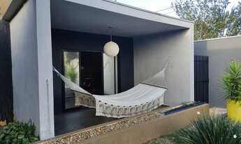 Imagem 3: Casa de condomínio térrea para venda, espaço e segurança, pertinho da capital