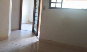 Imagem 2: Casa para venda com 170 metros quadrados com 2 quartos