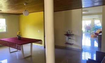 Imagem 3: Casa recém reformada e há 70 metros da praia