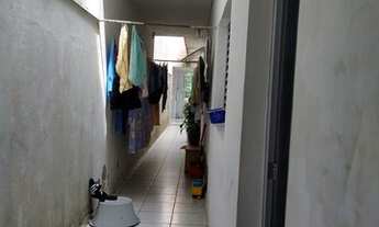 Imagem 5: CASA ASSOBRADADA, PARA RENDA Á VENDA COM 190 METROS QUADRADOS COM 5 QUARTOS