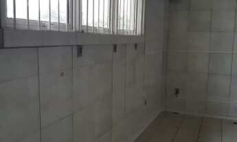 Imagem 3: Loja térrea com deck na Avenida Santos Ferreira Bairro Marechal Rondon