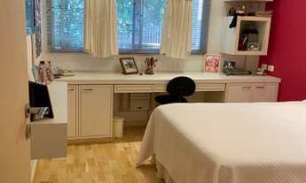 Imagem 5: Apartamento para venda possui 200 metros quadrados com 3 quartos em Leblon - Rio de Janeir